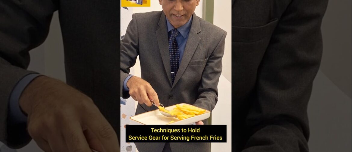 How to Serve French Fries Like a Pro! #hotelmanagement How to Serve French Fries Like a Pro! #hotelmanagement