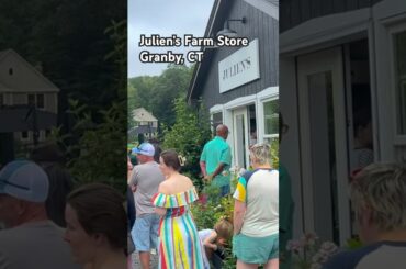 Popular Connecticut gem! Julien’s Farm Store Cafe #summeronshorts