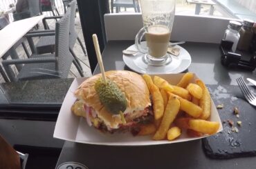 Meet The Staff At The Beaches Cafe Bar Bistro, They Serve Me My Gourmet Burger & French Fries.GP014