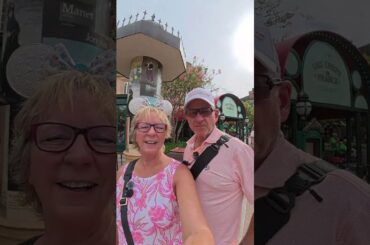 A Taste of Paris at EPCOT: Dining at Chefs de France  #shorts #disney #worldshowcase