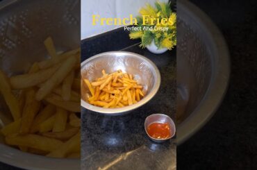 Crispy French Fries Recipe #shorts #ytshorts #youtubeshorts #frenchfries #fries #recipe