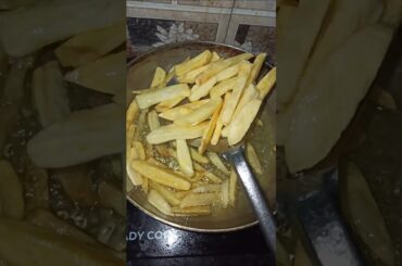 How to make french fries at home#franchfries#fries#patatochips #patatosnacks#foodshorts #viralrecipe