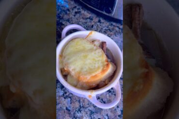 Crock Pot French Onion Soup #cooking #foodie #french