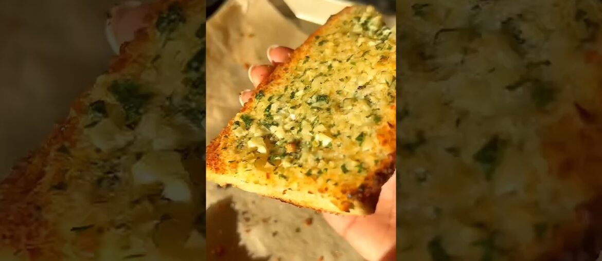 The Best Garlic Bread | #garlicbread #shorts #easyrecipe