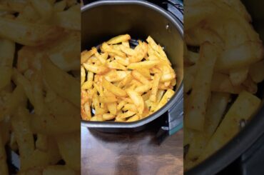 french fries in air fryer #airfryer #shorts #trending #viral #cooking #food #youtubeshorts  #recipe