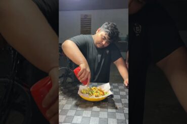 Karachi’s Most Viral French Fries Cart