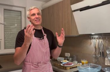 Cooking with Jan, Ep. 47 Steak au poivre (Pepper Steak)