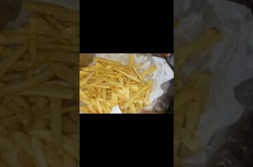 crispy french fries #foodie #recipe  #frenchfries #shortvideo #trading #viral  @SagarsKitchen