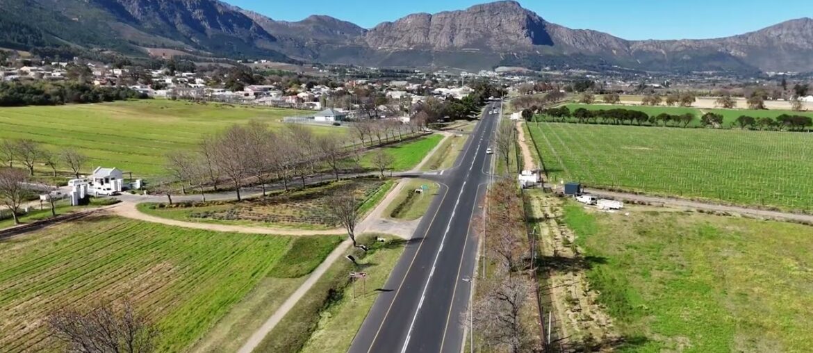 Franschhoek in the Western Cape Winelands, South Africa Franschhoek in the Western Cape Winelands, South Africa