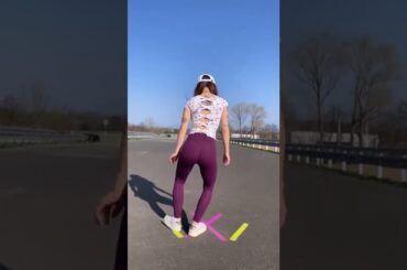 MINI SHUFFLE TUTORIAL with Slow Motion by Viva Vici
