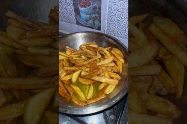 French Fries #asmr #indianasmrworld #food #frenchfries #potatorecipe #shorts #recipe