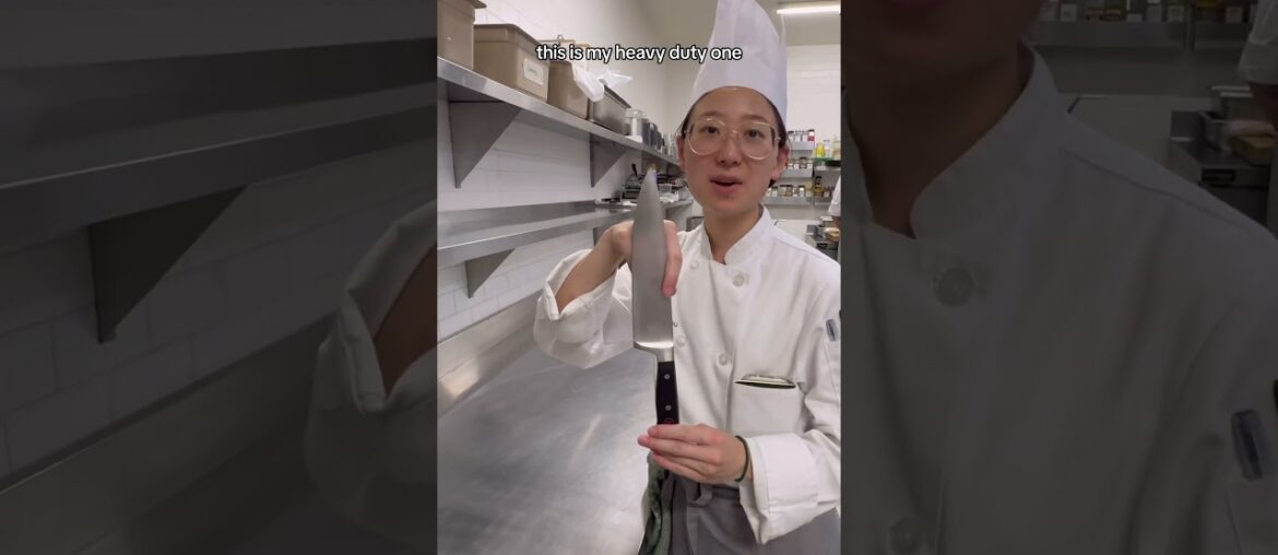 what knives do professional chefs use? #shorts