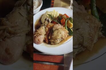 Looking for best French cuisine? Le dupleix is the place #frenchcuisine #heritagehotel #pondicherry