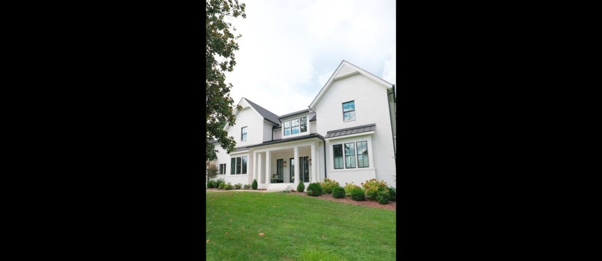 Elegant Living in the Heart of Brentwood | 5116 Williamsburg Rd