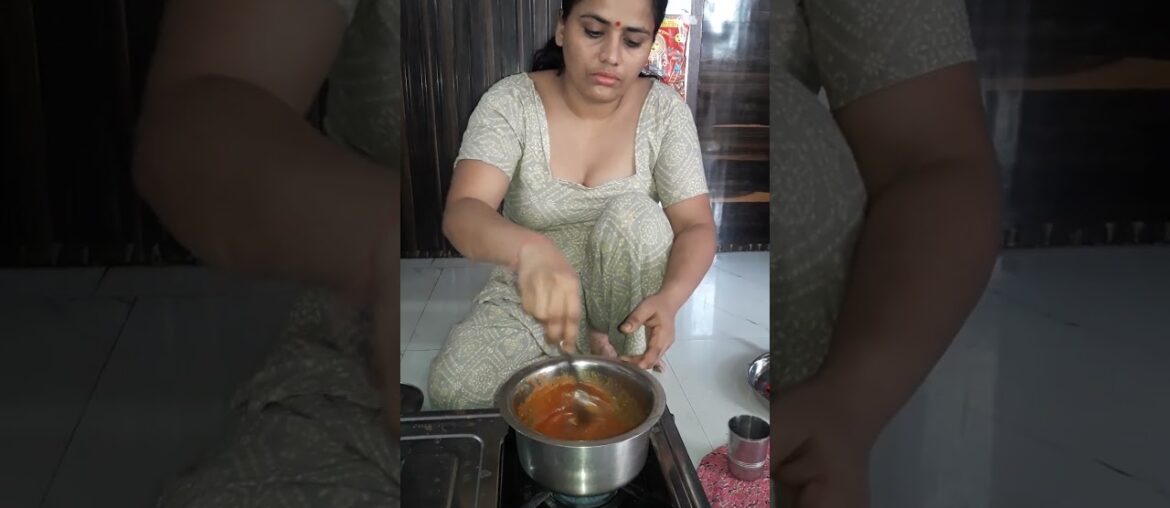 French Fries Garlic Tomato Chutney #deeparajput #shorts #spicychutney #frenchfrieschutney