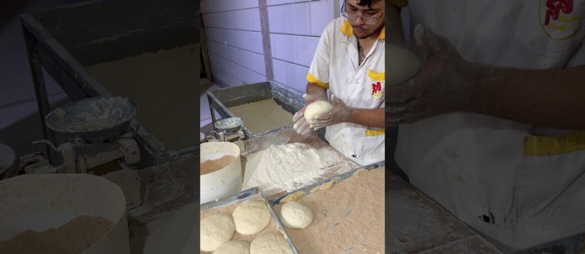 Circle the dough Bread Barbara In Iran#shortsvideo Circle the dough Bread Barbara In Iran#shortsvideo