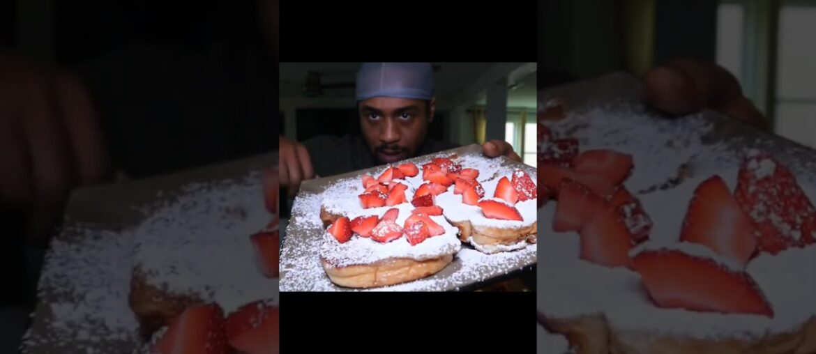 French toast w/ strawberries n powder sugar, cheese eggs, and bacon #explore #viral #foodie #fyp
