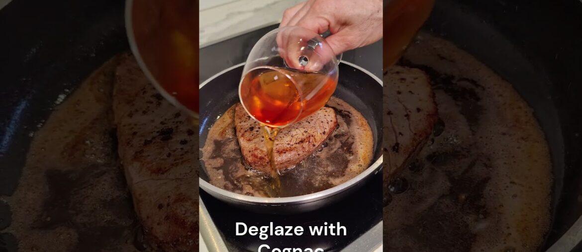 French Pepper Steak with a Creamy Peppercorn Sauce #steak #cooking #food