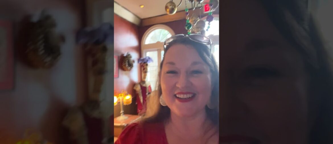 A quirky wine bar in the French Quarter #travel #neworleans #winelovers