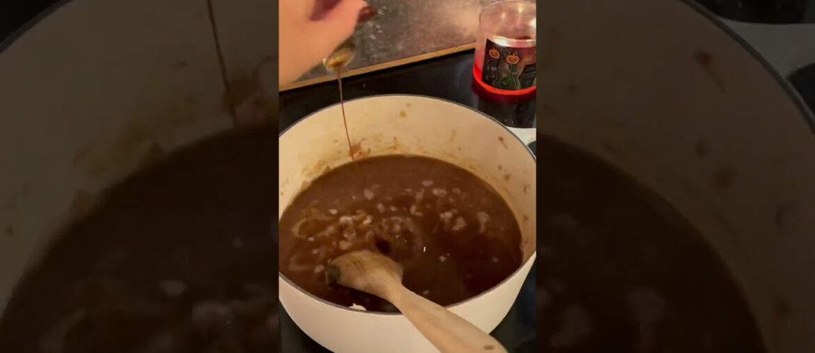 french onion pasta is so good! #fallrecipes #spookyseason #soupseason #recipes #easyrecipe #cozy