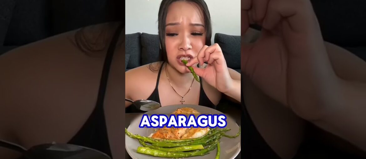 ban on eating with hands in France #fact #uniqueshorts #uniquefacts