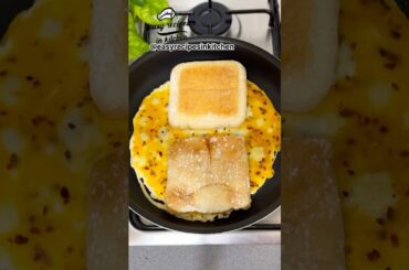 Breakfast Egg Sandwich Hack | One Pan Egg Toast | Healthy Egg sandwich #shorts
