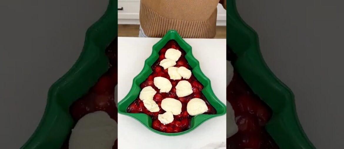 Easiest holiday dessert  #easyrecipe #recipe #christmas #dessert #baking #cake #holiday