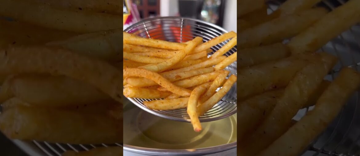 You’ll crave for new McCain french fries Pepper Crunch after watching this video. #FlavourfulPunch