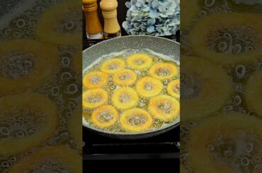 Crispy breaded zucchini tastes better than French fries! chips   #recipe #homecuisine #cooking