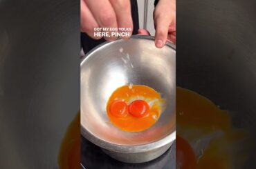 How to Make Hollandaise With Brown Butter CHEF SKILLS  #chef  #shorts