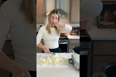 This One Pot Meal Won’t Dirty A Single Dish! #slowcooker #crockpot