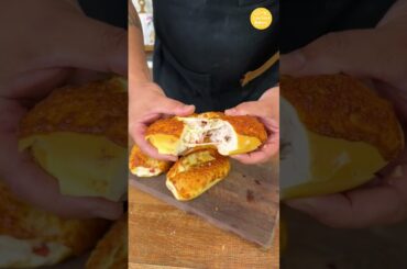 My daughters don't want to have another snack after this French bread in the Airfryer #shorts