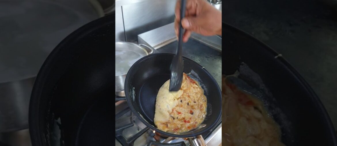 omelette recipe | easy egg recipe | French omelette | easy breakfast recipe #shorts #eggrecipe