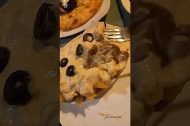 Mushroom cheesy fries #shorts #youtubeshorts #cheese #friesrecipe