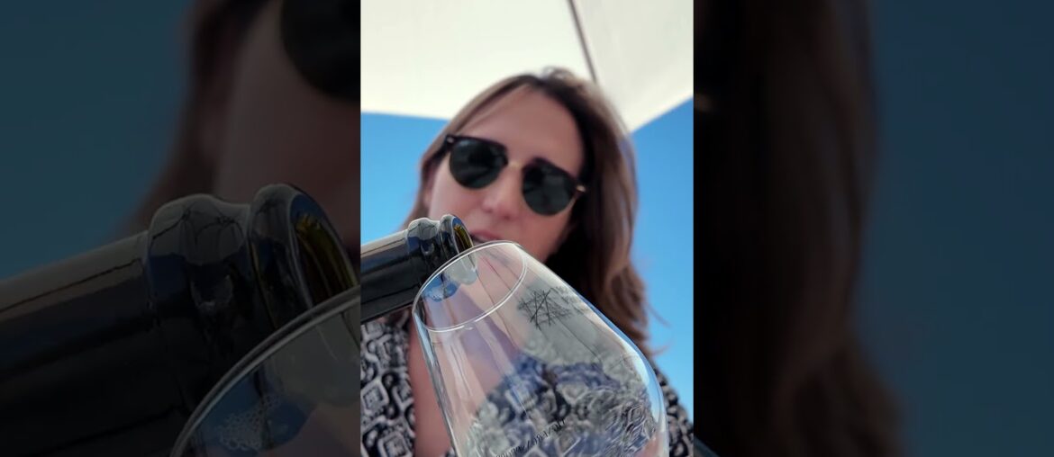 A Splash of Southern French Summer: La Bulle A Splash of Southern French Summer: La Bulle