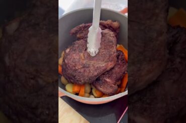 Tender Beef Pot Roast & Gravy