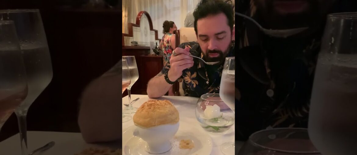 The best French Onion Soup I’ve ever had. #food #foodie #frenchfood #frenchonionsoup