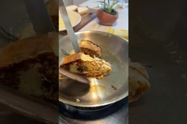 Easy french toast with banana for breakfast #healthyrecipes #healthybreakefast #toast #recipes