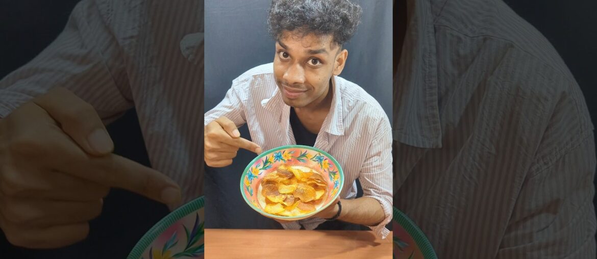 Crispy Homemade Lays Chips Recipe | Easy Potato Chips at Home | Perfect Snack Idea #shorts