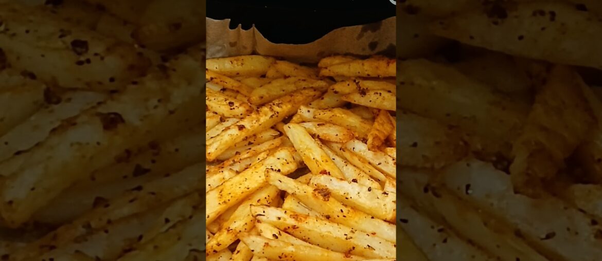 crispy French fries in my Air fryer 5 minute snack recipe#viralshort #ytshorts #frenchfries #shorts
