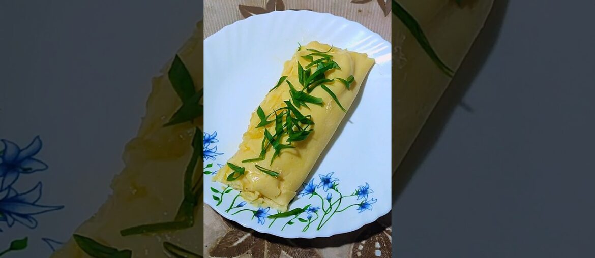 OMELETTE DU FROMAGE (French Omelette with Cheese) #Shorts OMELETTE DU FROMAGE (French Omelette with Cheese) #Shorts