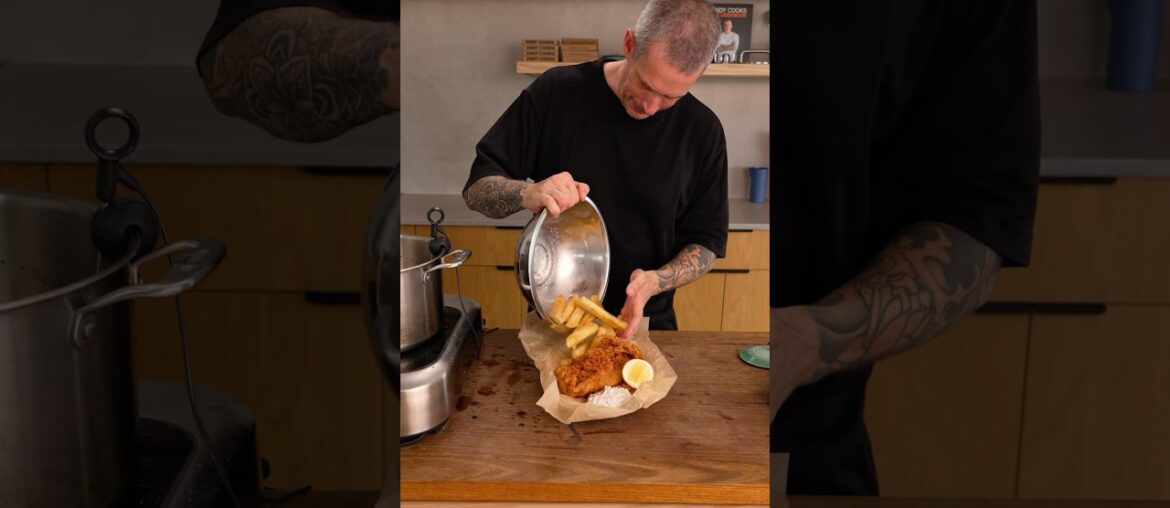 Fish and Chips with Tartar Sauce Fish and Chips with Tartar Sauce