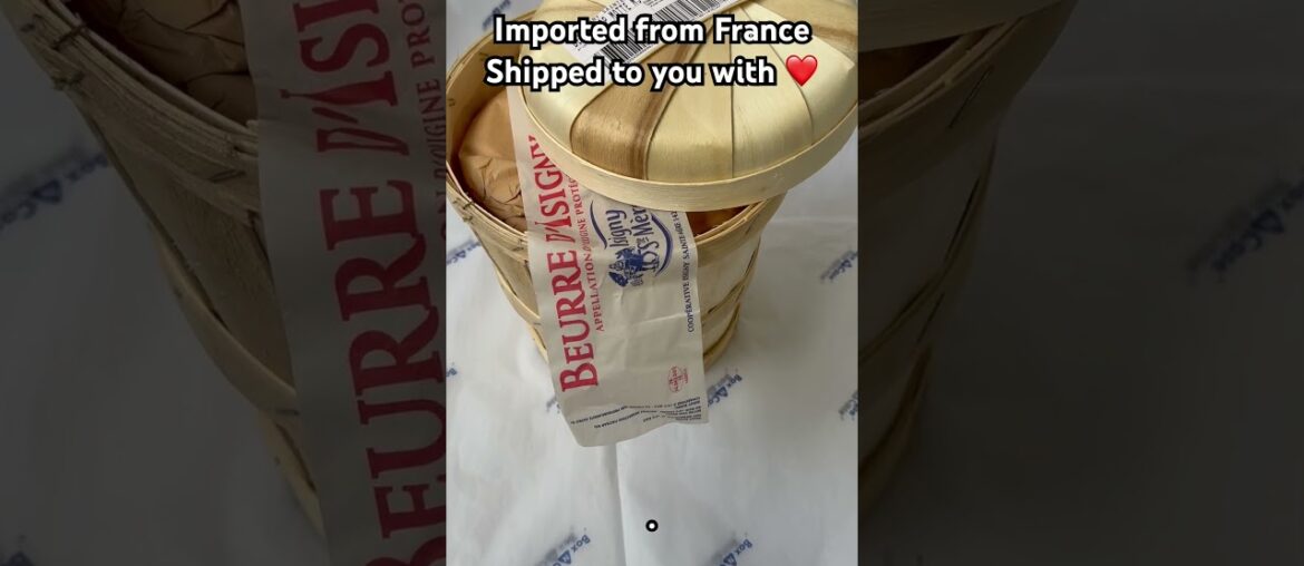 Isigny Sainte Mere Salted French Butter Basket #gourmetfoods #butter #frenchcuisine #france