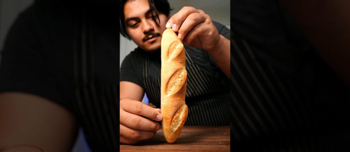 1 baguette a day, keeps the doctor as close to you as possible. #baguette #bread