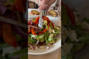 Italian Salad #quickrecipe #vegetarian #salad #saladrecipe #summersalad #summervibes #salads #lunch