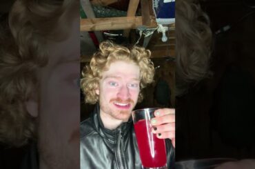 How to drink a pint in one second (works with any beverage)