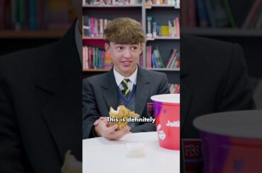 Brits try Jollibee for the first time!