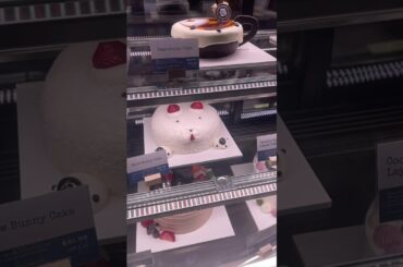 Bunny Snow Cake - Paris Baguette #foodie #shorts