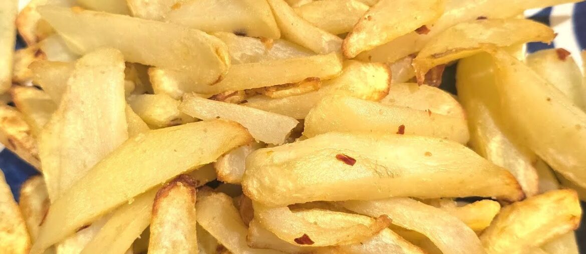 how to make potatoe french fries with air fryer at home.# potatoe #recipe #video #cooking #food