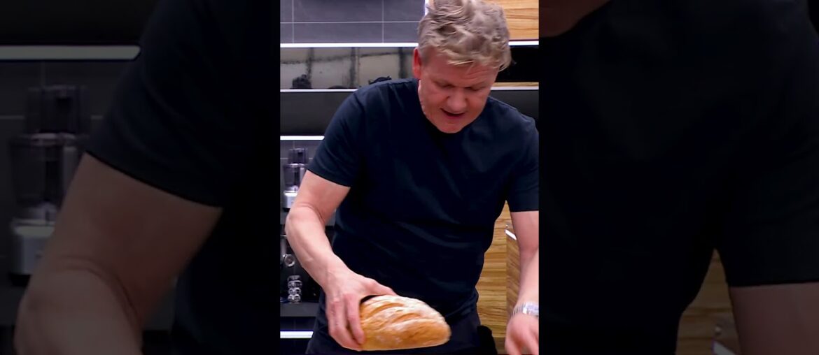 Gordon Ramsay Turns a Full English Breakfast into a Sandwich ?!? Gordon Ramsay Turns a Full English Breakfast into a Sandwich ?!?